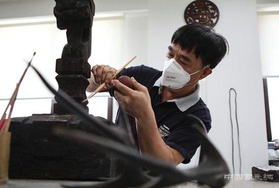 上海博物馆文物修复师马如高：五个徒弟走了四个